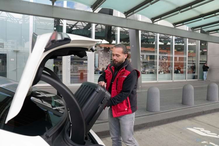 Parkplatz im Parkhaus inkl. Valet Service am Flughafen Frankfurt am Main