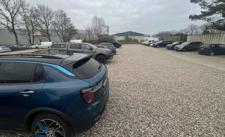 Parkplatz mit Shuttle Service zum Flughafen Hamburg