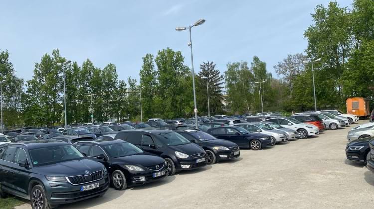 Parken mit Shuttle Service zum Flughafen Nürnberg
