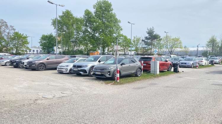 Günstig Parken Mit Shuttle Zum Flughafen Nürnberg www.parkinglist.de