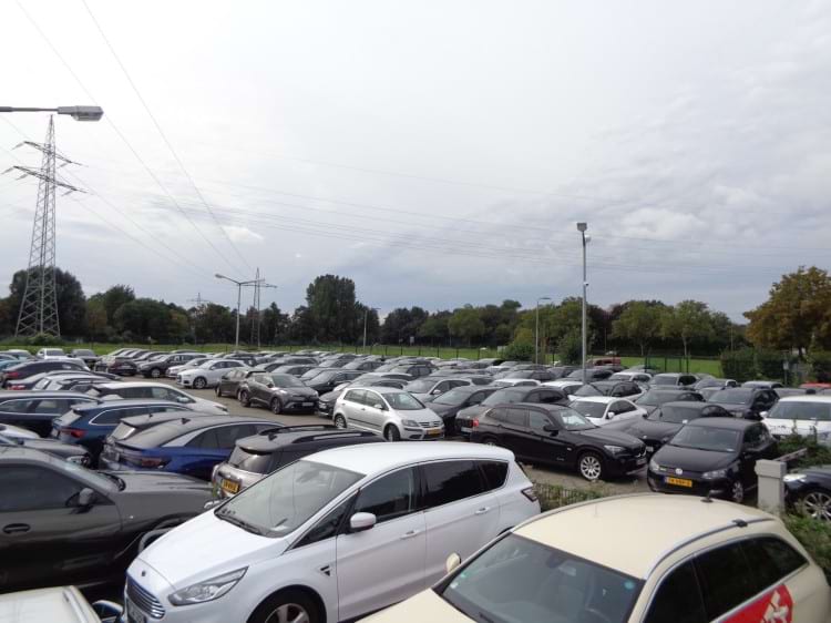 Parkplatz Flughafen Düsseldorf Park And Fly www.parkinglist.de