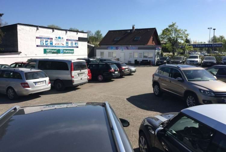 Park And Fly DUESS Parkplatz Ansicht 2