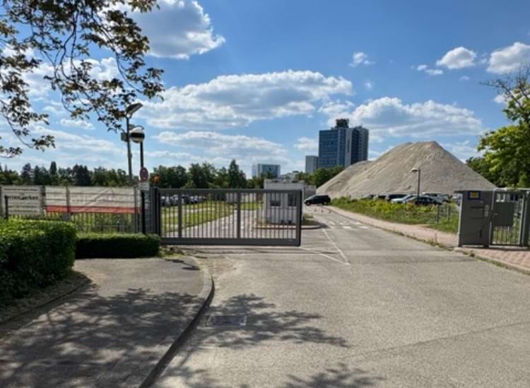 Parken mit Shuttle Service zum Flughafen Stuttgart