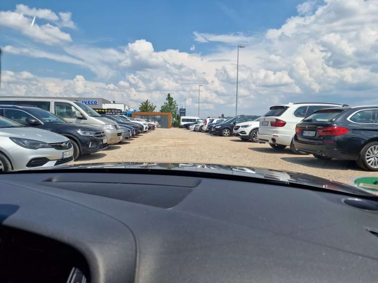 Parkplatz  mit Valet Service am Flughafen Frankfurt am Main