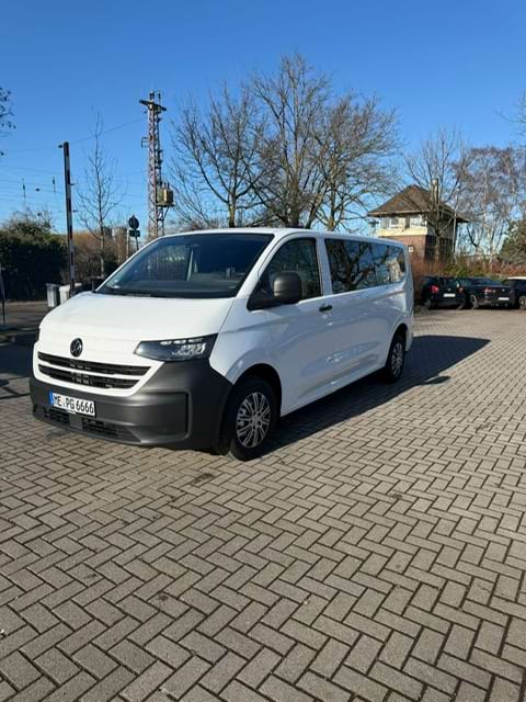 Parken im Parkhaus mit Shuttle Service zum Airport Düsseldorf