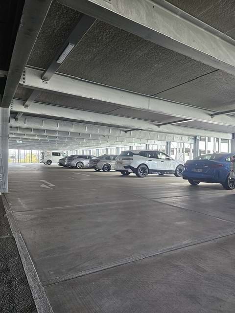 Valet-parking Flughafen Parkplatz Dus www.parkinglist.de