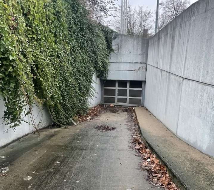 Parkplatz in Tiefgarage mit Valet Service am Flughafen Düsseldorf