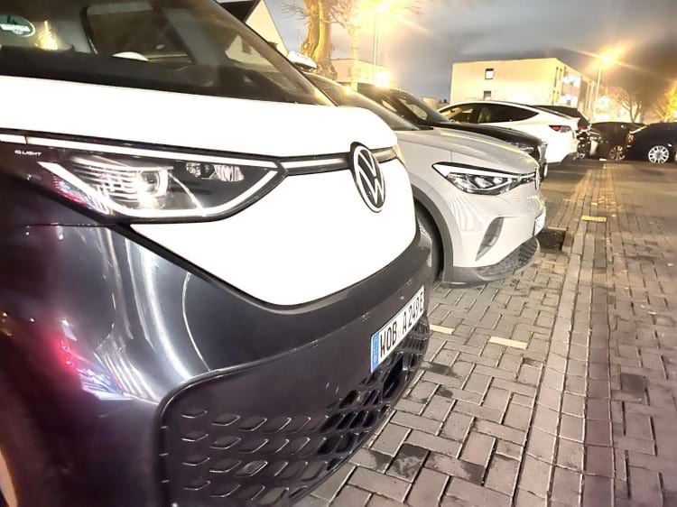 Parkplatz mit Valet Service am Flughafen Frankfurt am Main