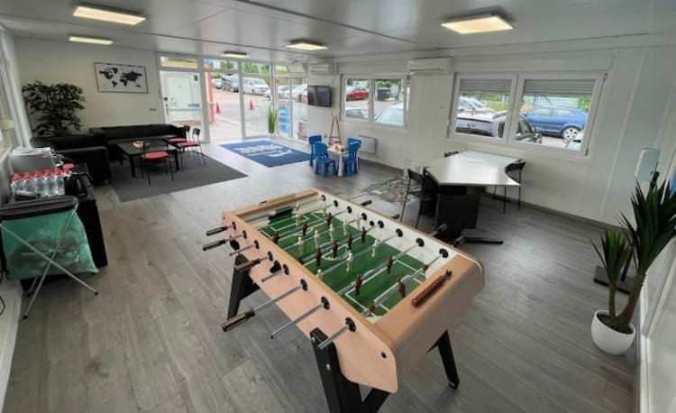 Parkplatz mit Shuttle Service zum Flughafen Berlin-Brandenburg