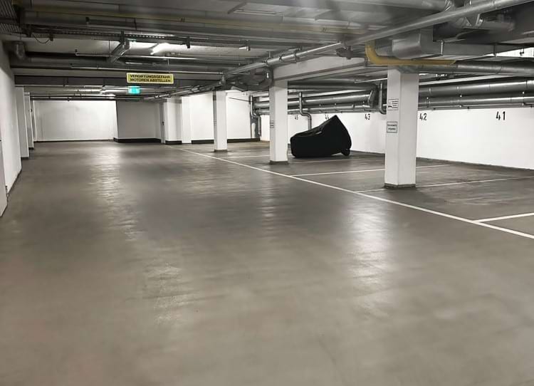 Parkplatz in Tiefgarage mit Valet Service am Flughafen Frankfurt