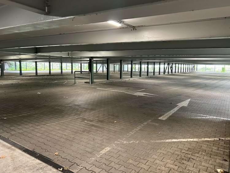 Shuttle Parken Frankfurt Flughafen Kelsterbach www.parkinglist.de