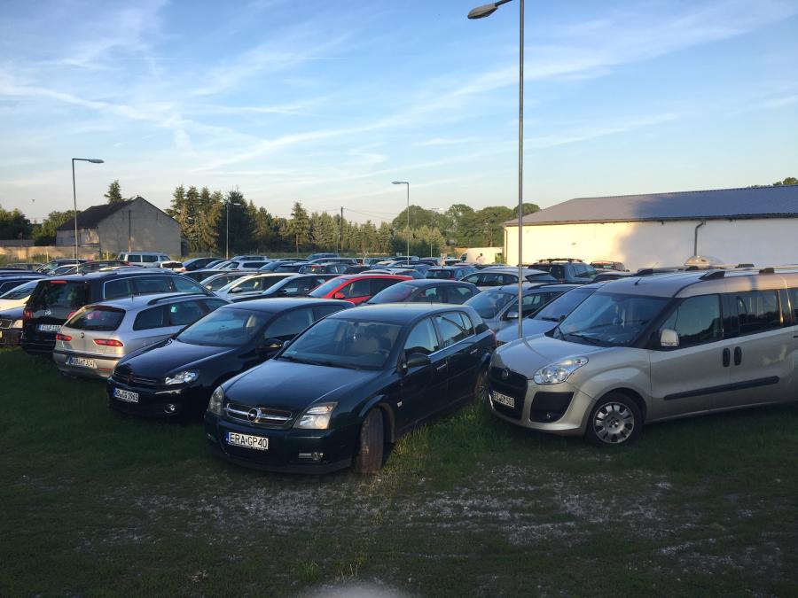 Parkplatz Parkterminal nahe Airport Berlin Brandenburg