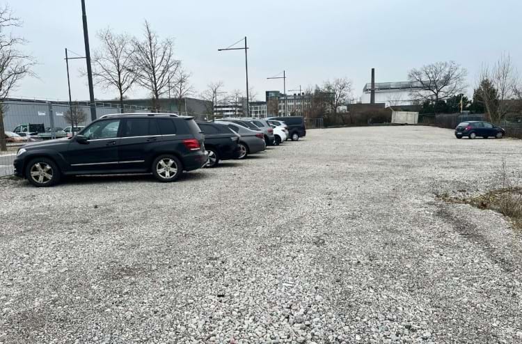 Parken mit Shuttle Service zum Airport Frankfurt