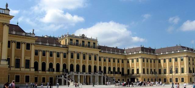 Parken am Schloss Schönbrunn - Wien