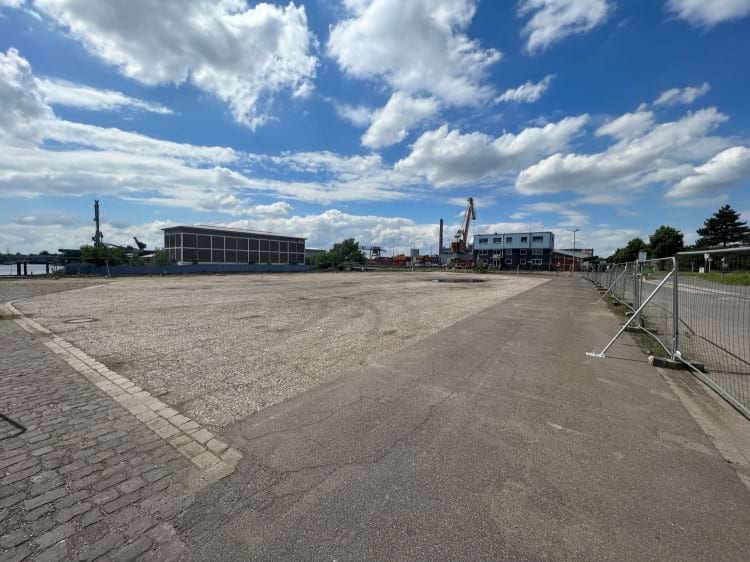 Parkplatz inkl. Bus-Shuttle zum Flughafen Düsseldorf