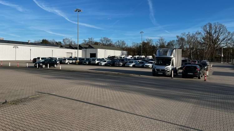 Parkplatz mit Shuttle Service zum Flughafen Nürnberg