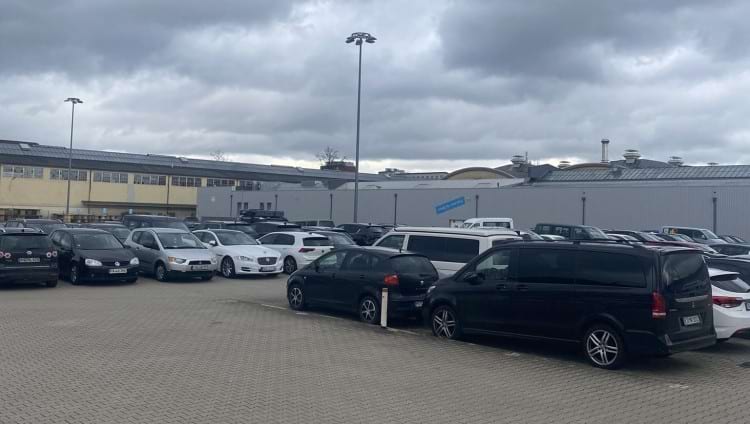 Billig Parken Nürnberg Flughafen Mit Shuttle www.parkinglist.de