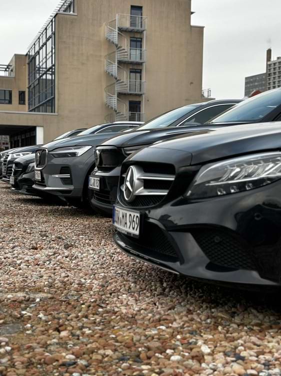 Parkplatz mit Valet Service am Flughafen Frankfurt