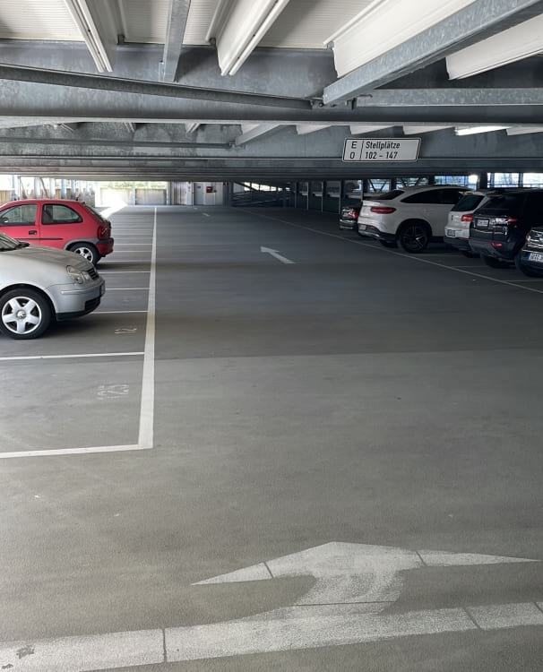 Parken im Parkhaus inkl. Valet Service am Flughafen Frankfurt