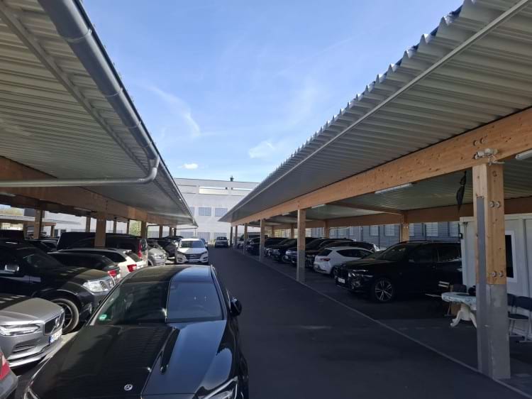Parkplatz mit Valet Service am Flughafen Frankfurt