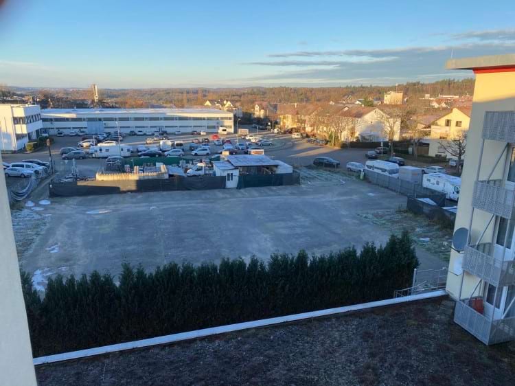 Parkplatz mit Valet Service am Flughafen Stuttgart