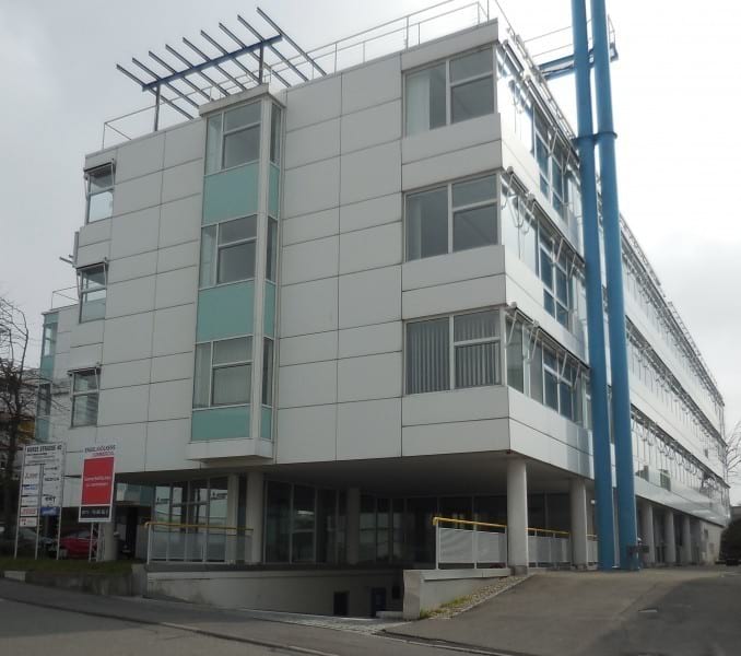 Parken im Parkhaus mit Shuttle Service