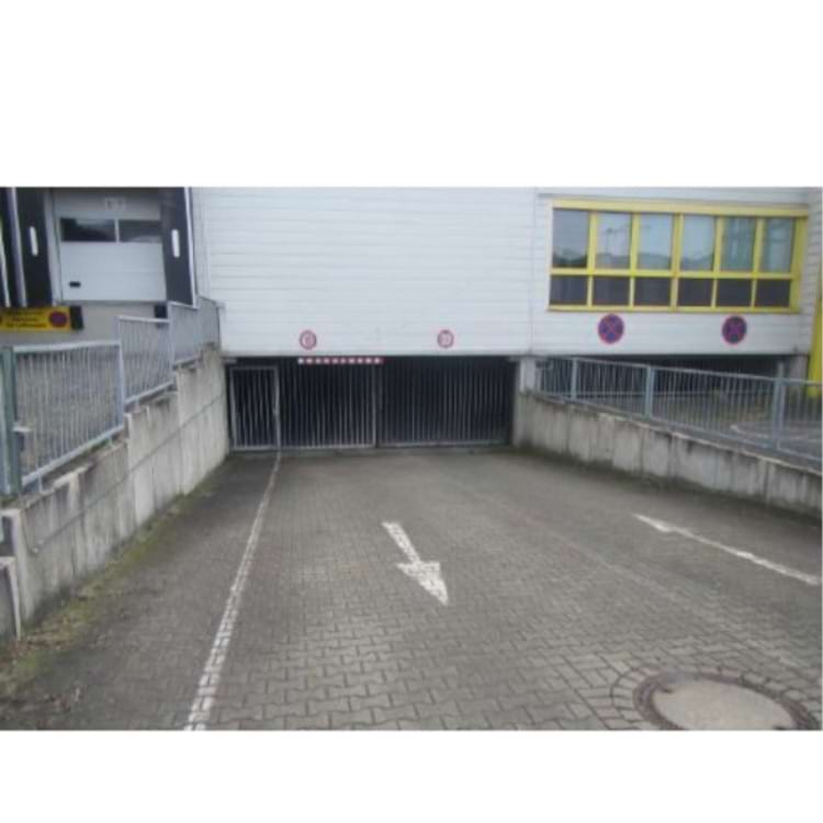 Parken im Parkhaus mit Valet Service am Flughafen Düsseldorf