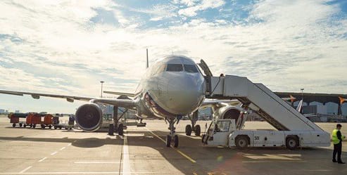 Flughafenparkplatz bei ParkingList finden